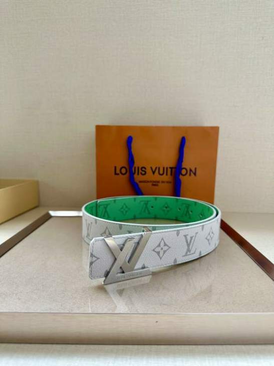 Picture of Louis Vuitton Belts _SKUfw146306167fw
